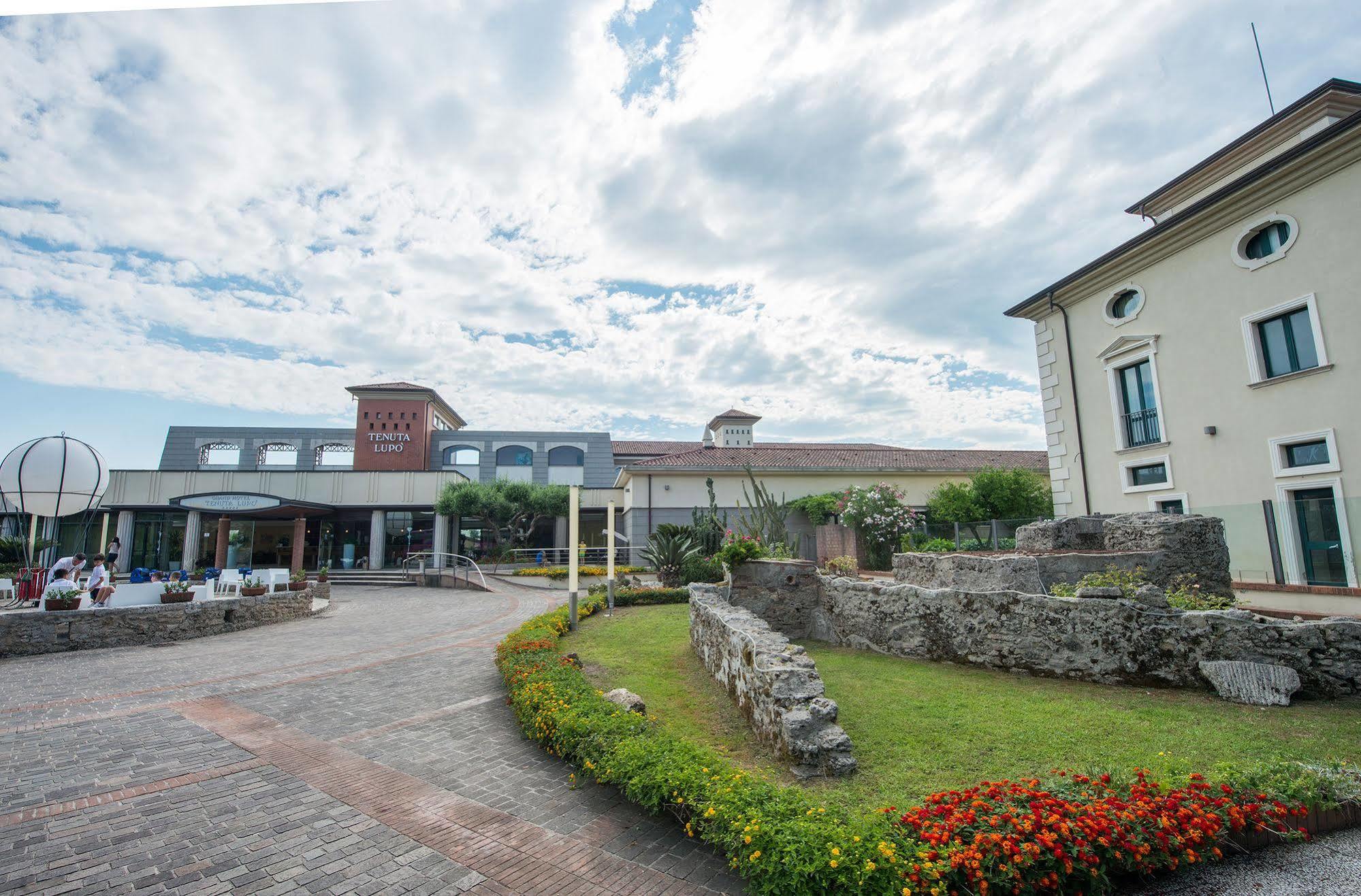 Grand Hotel Paestum Eksteriør bilde