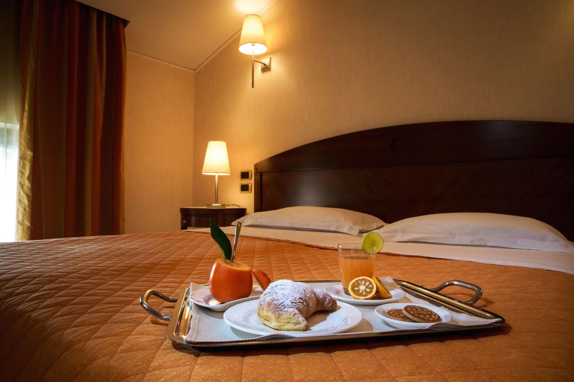 Grand Hotel Paestum Eksteriør bilde